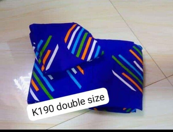 Bed linen set (2 sheets and 2 pillowcases)