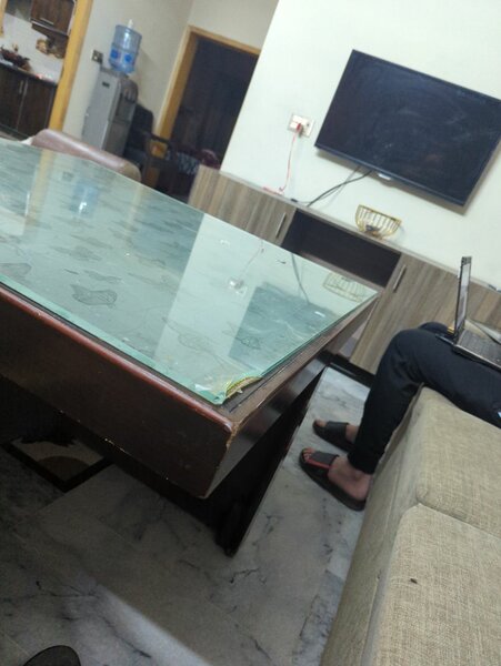 Round table wooden 4x4 top glass