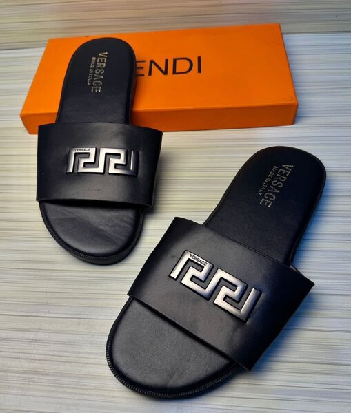 Mules et sandales élégantes