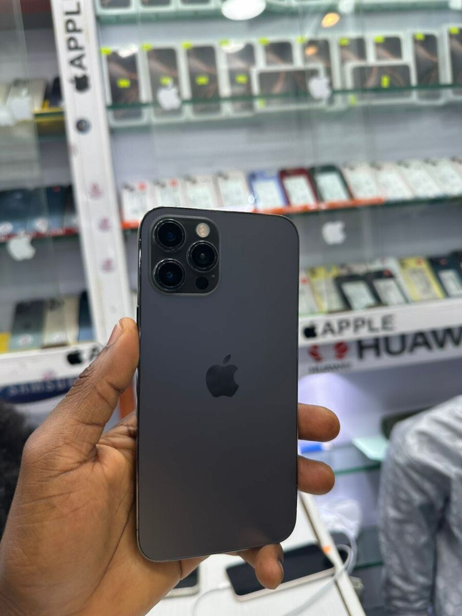 iPhone 12 pro max 128 giga