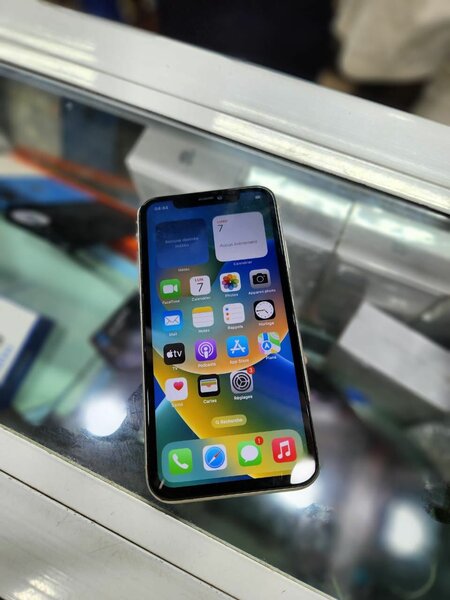 11 simple 64gb sans ID