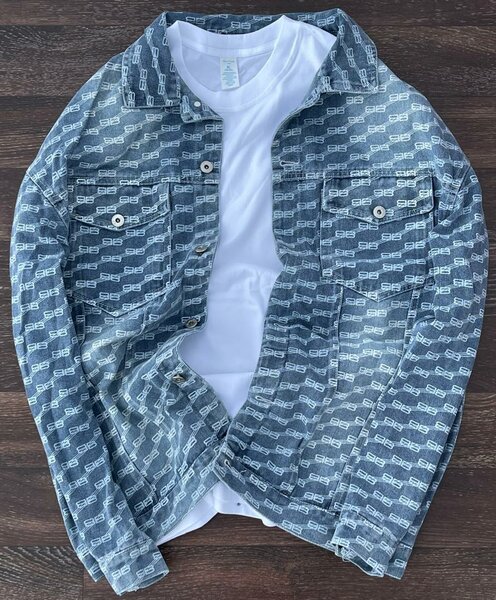 Veste en jean imprimée