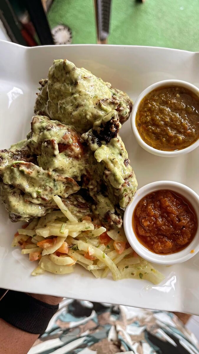 Demi poulet mayo avec Attieké