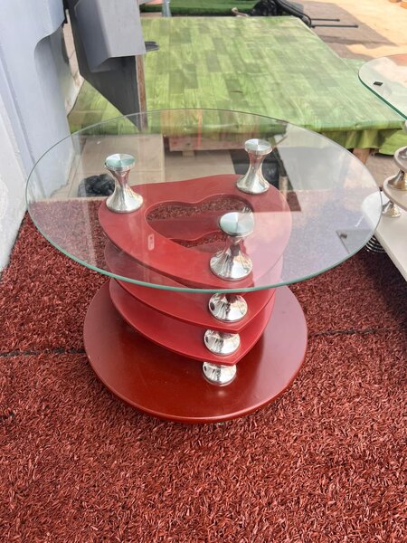 Table basse moderne en verre