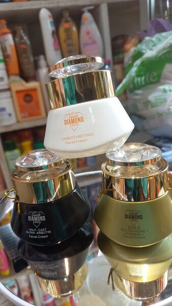 Smooth diamond facial cream