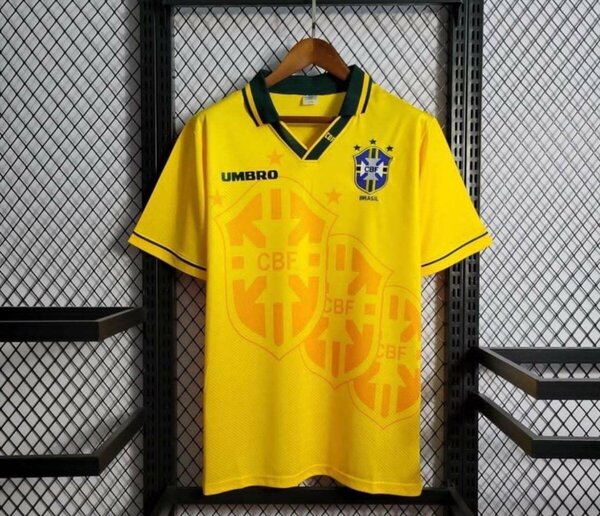 Maillot Brésil Umbro Jaune