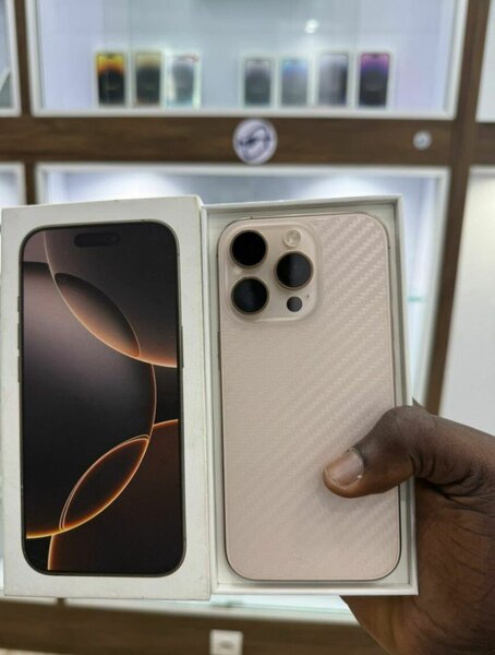 iPhone 15 Pro 256 Go Argent