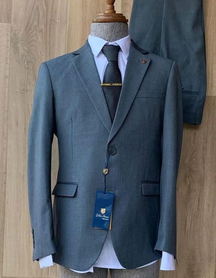 Costume élégant homme affaires
