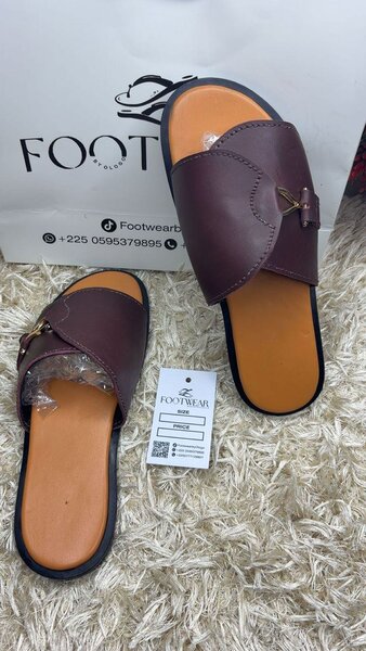 Sandales modernes en cuir