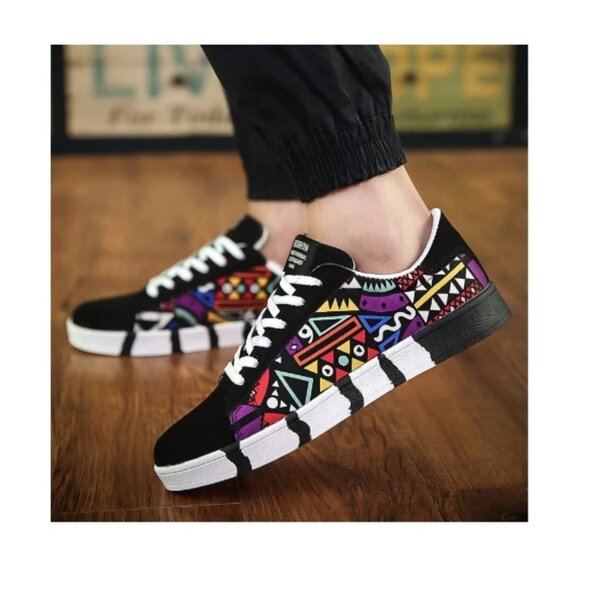 Baskets colorées ethniques