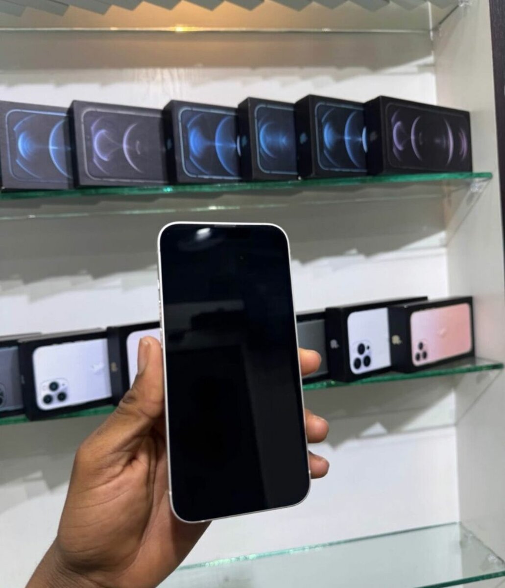 iPhone 12 noir 128 Go