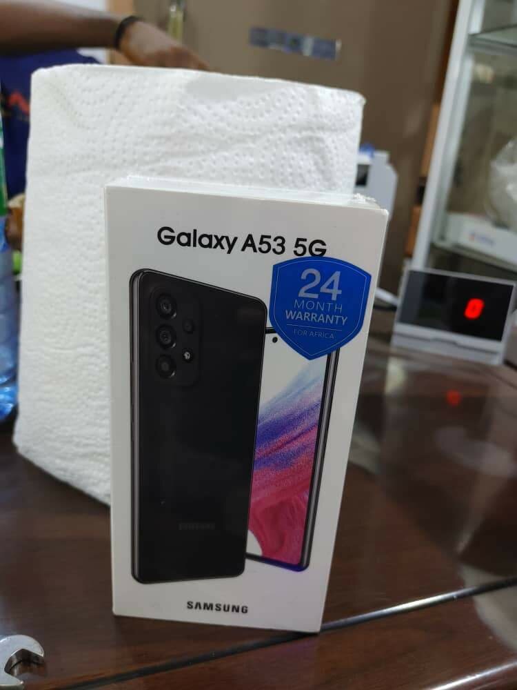 Galaxy A53 5G 128GB IN BOX 5000mAh battery capacity 12 month