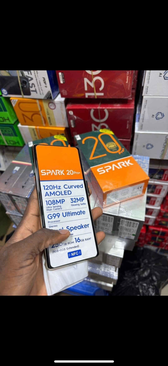 Smartphone Tecno Spark 20 Pro
