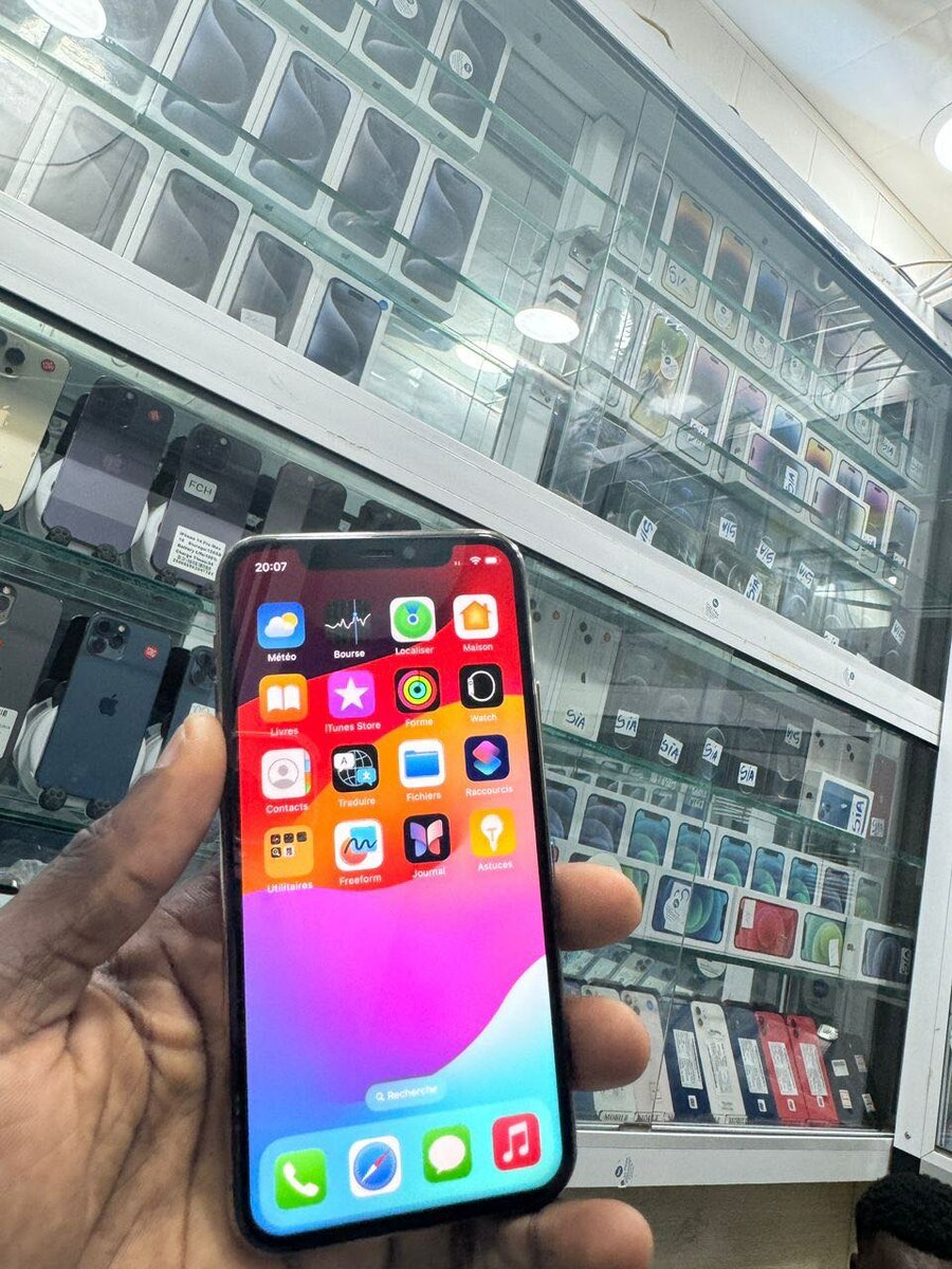 iPhone 11 Pro 64G Quasi Neuf