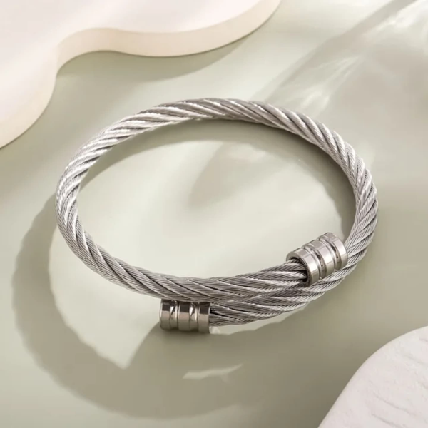 Bracelet câble en acier inoxydable élégant