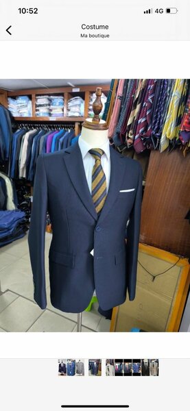 Élégant costume homme bleu