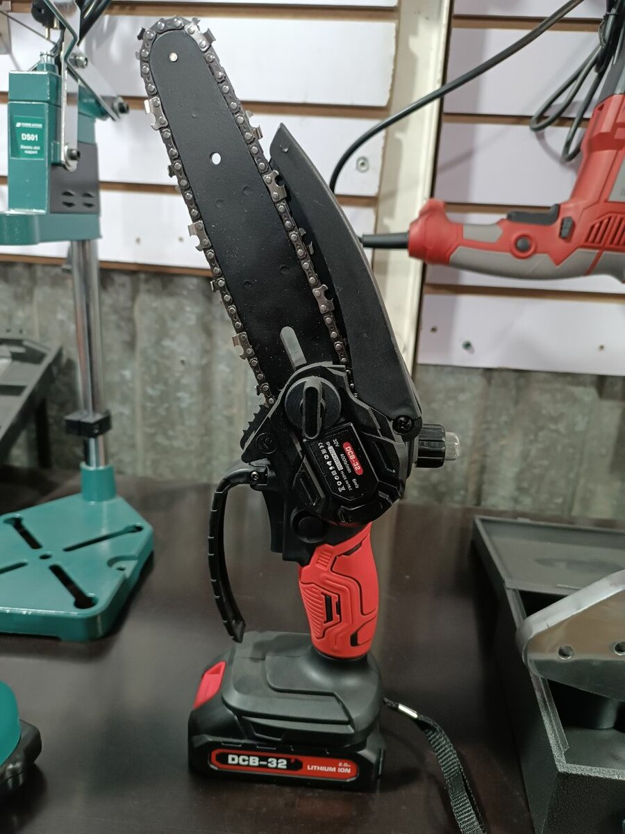 Сучкарез батарейки