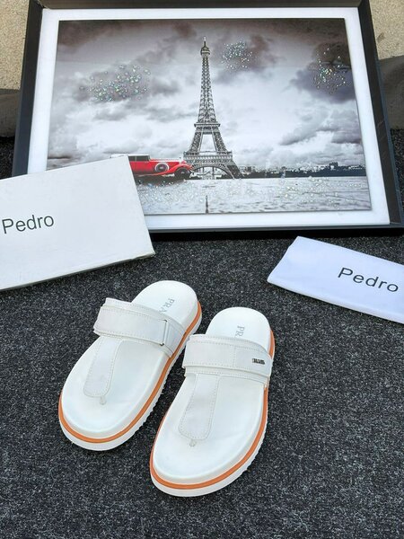 Sandales blanches Pedro élégantes