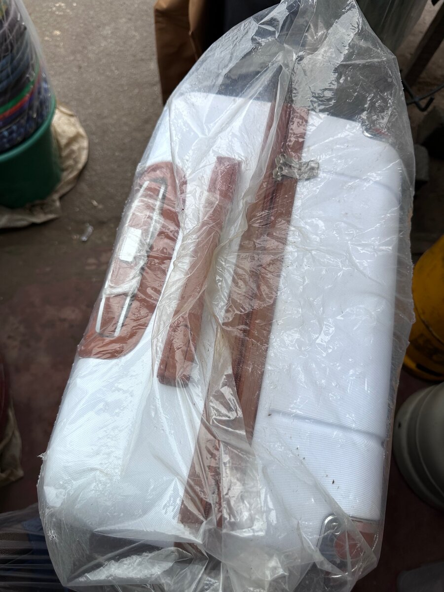 Valise/Carry on luggage