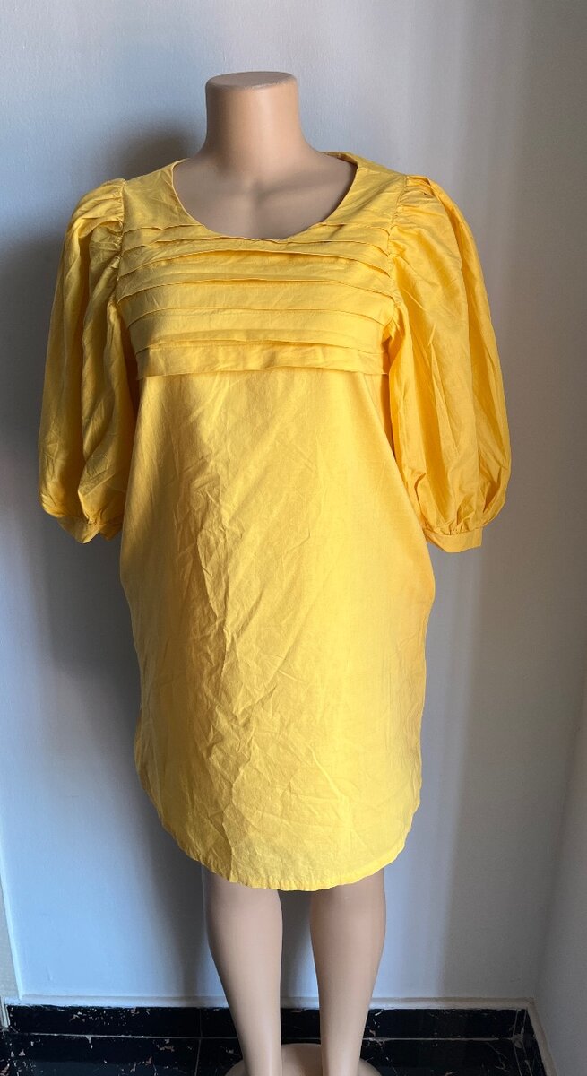 The window shopping dress