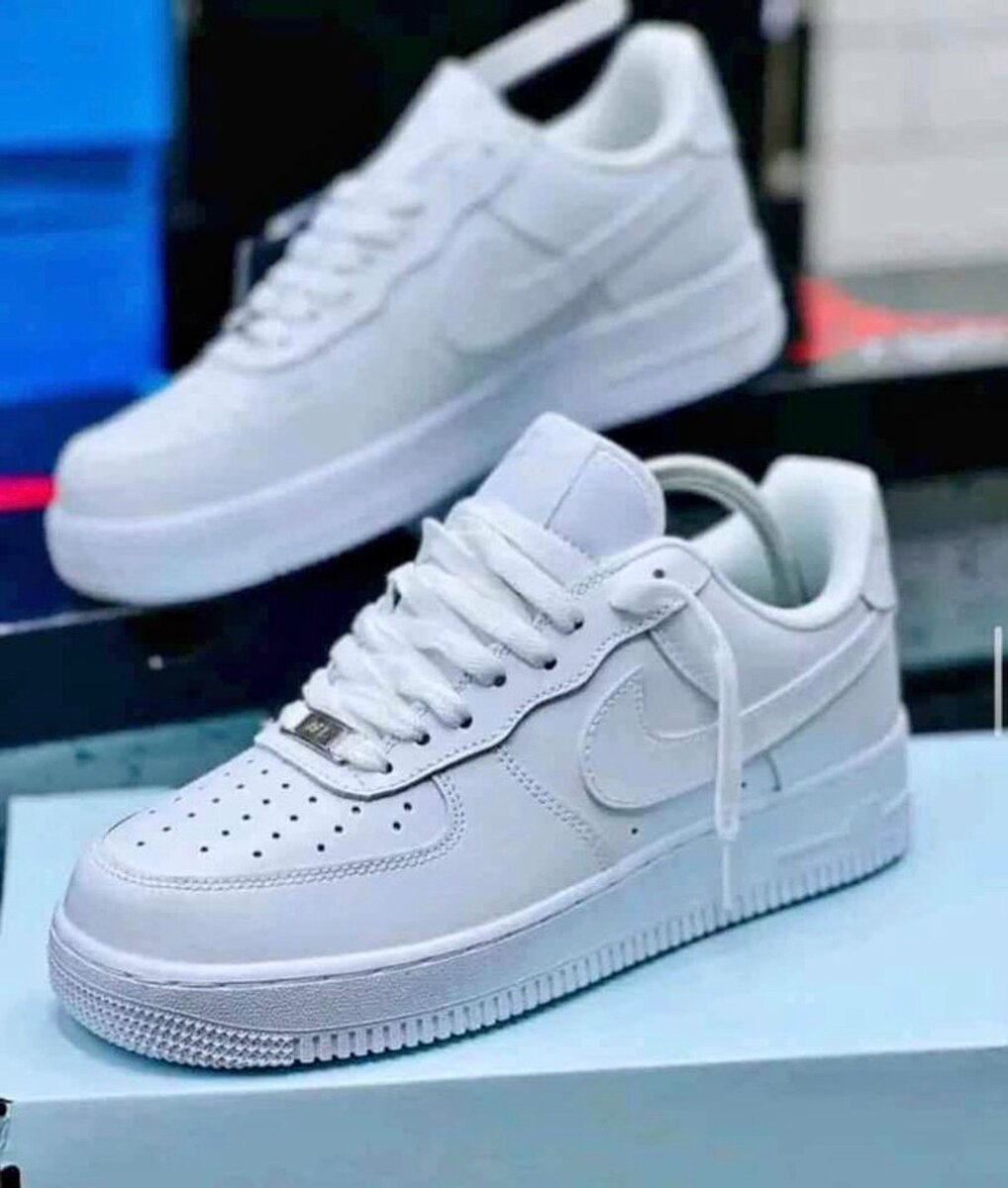 White Airforce 1s