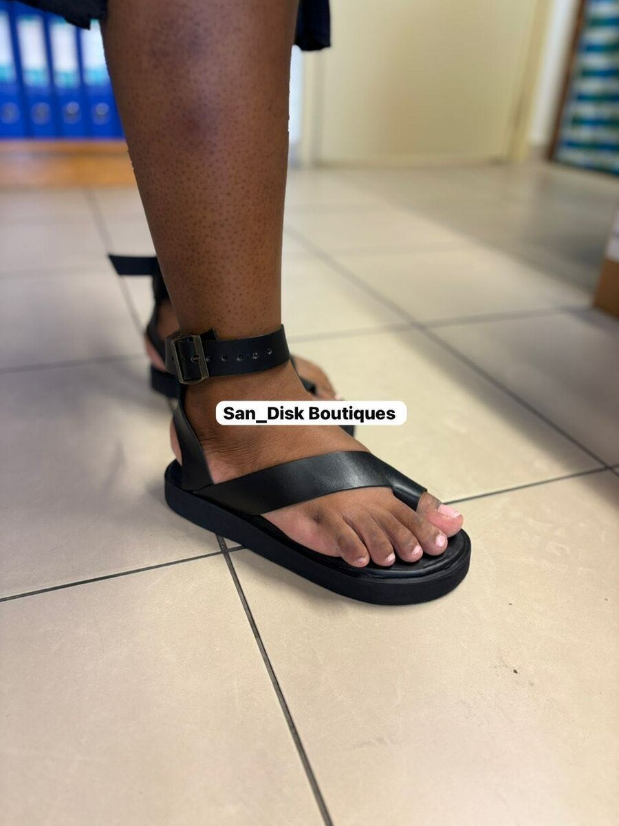 Sandale Fermée pour Femme