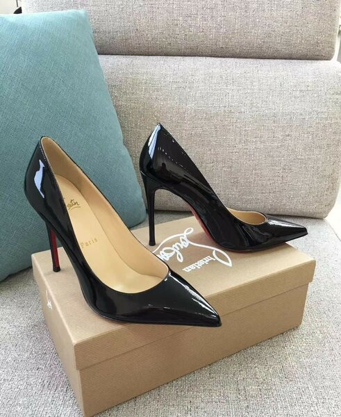 Louboutin dupe heel