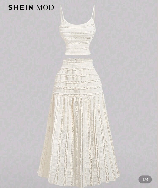 Robe longue en dentelle