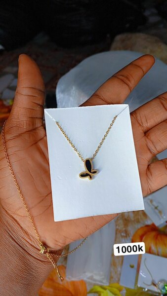 Collier pendentif en acier inoxydable