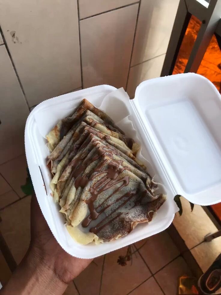 Délicieux crêpes chocolatées