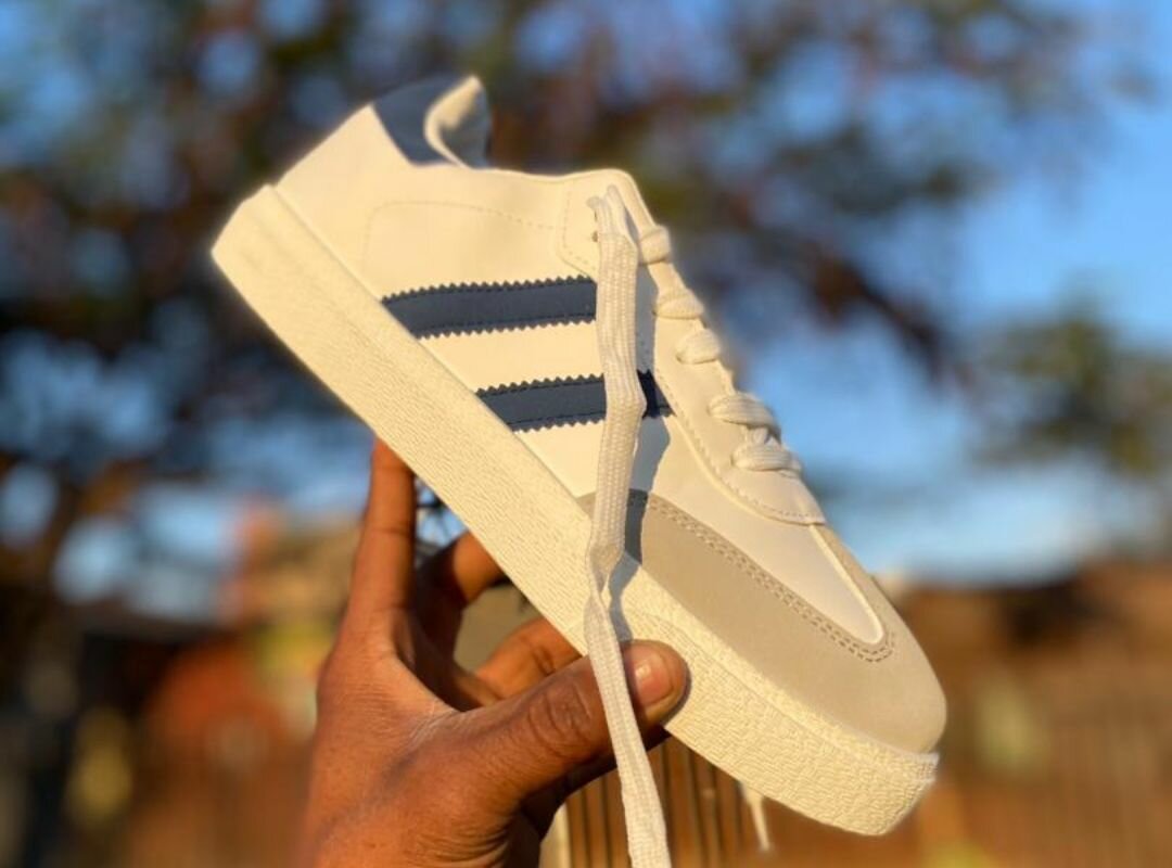 3 stripes