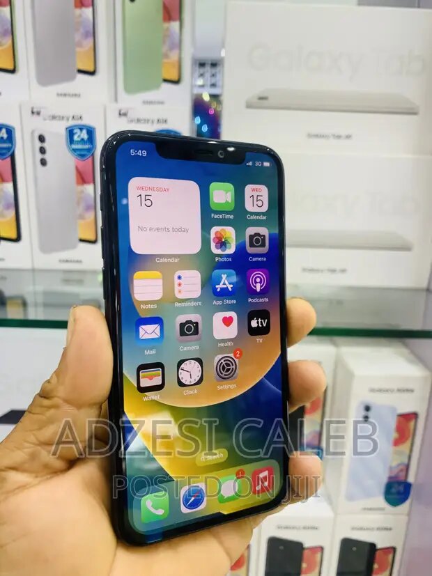 iPhone 11