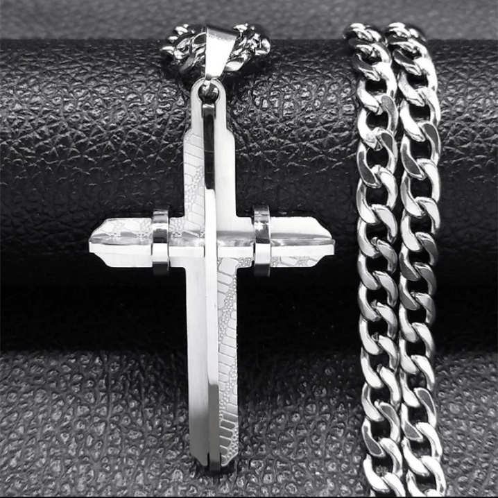 Croix en acier inoxydable