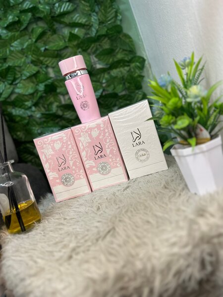 Parfum  LARA