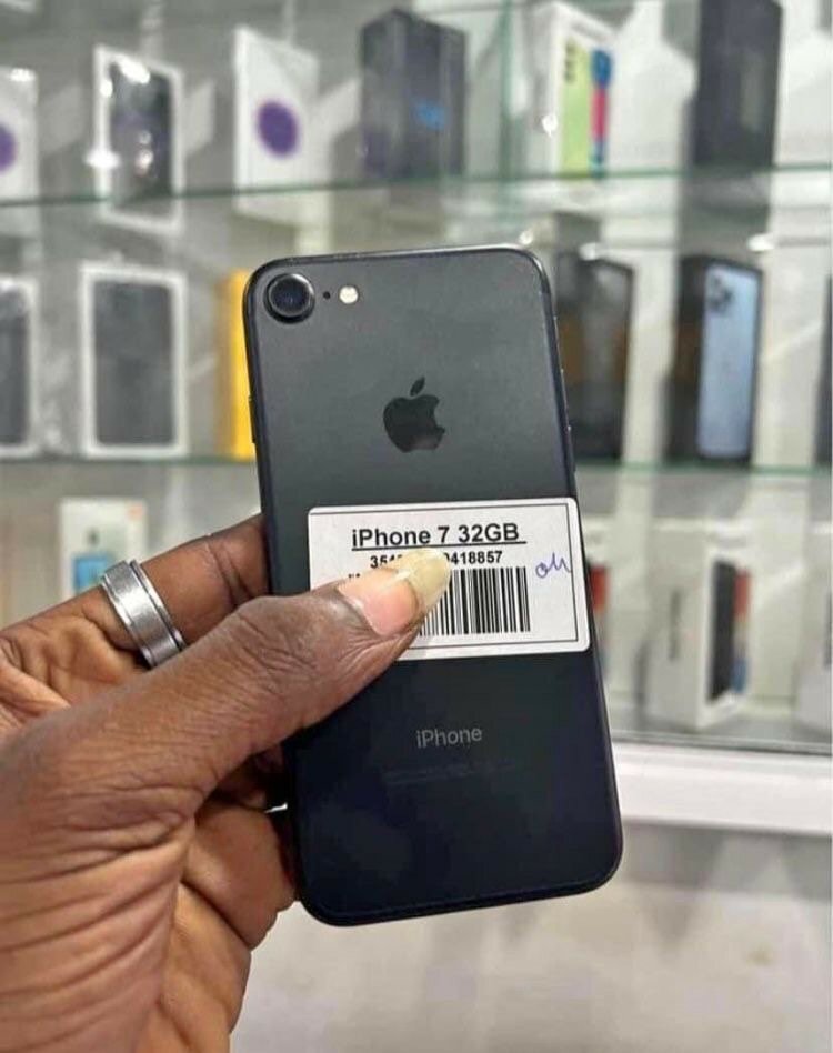 iPhone 7 32giga très propre