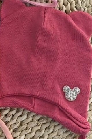 Милая шапочка на весну