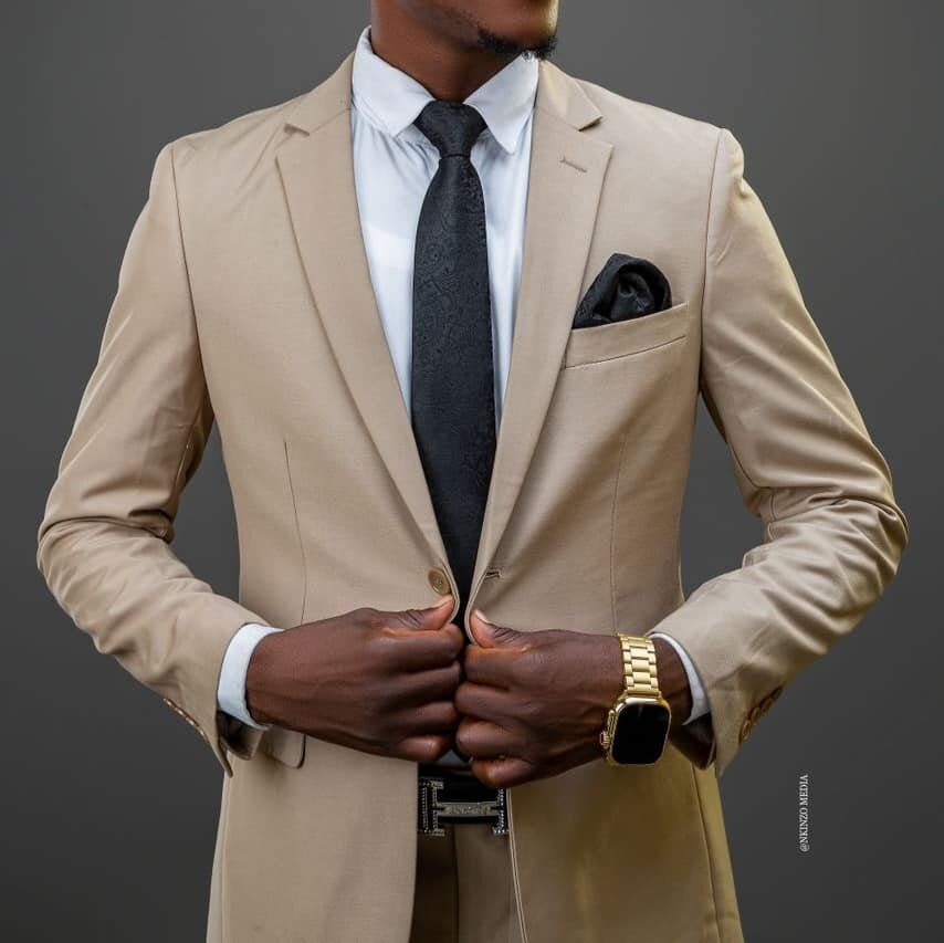 brown men's suit