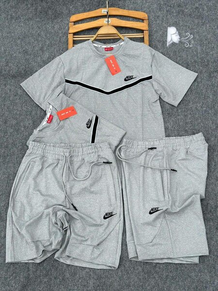Complet NIKE