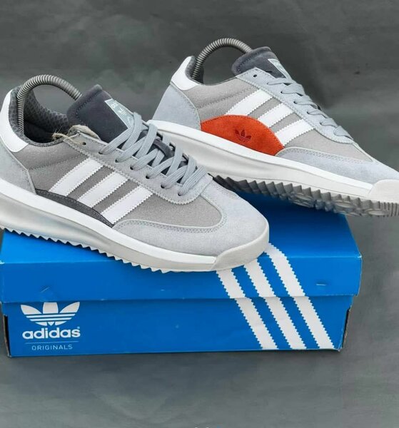 Adidas Originals Sneakers Gris