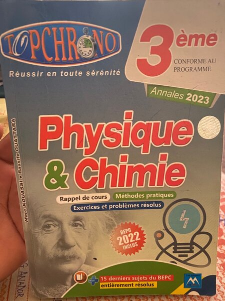 Livre Physique et Chimie 3ème