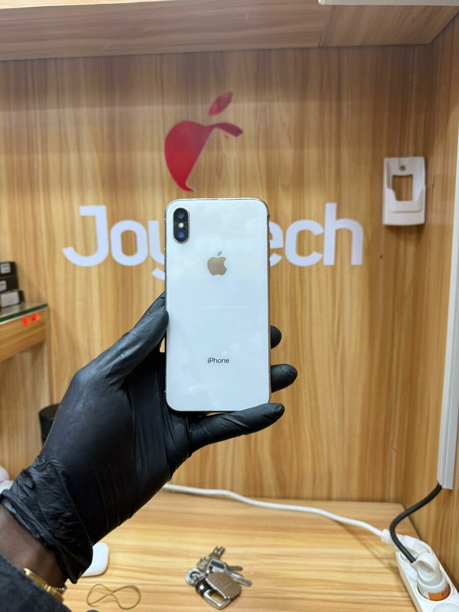 IPHONE X SANS FACE ID
