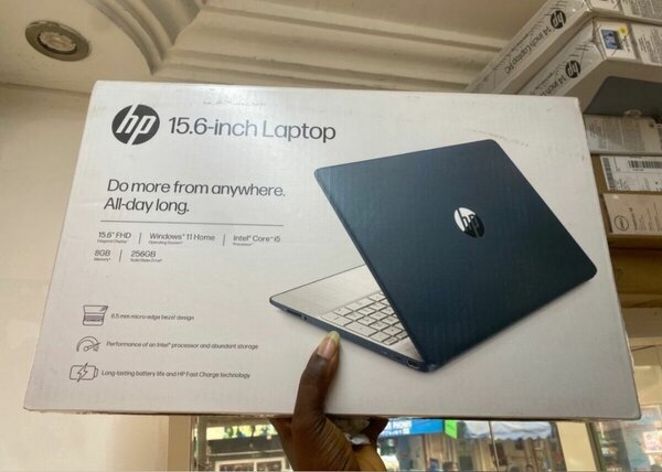 HP LAPTOP