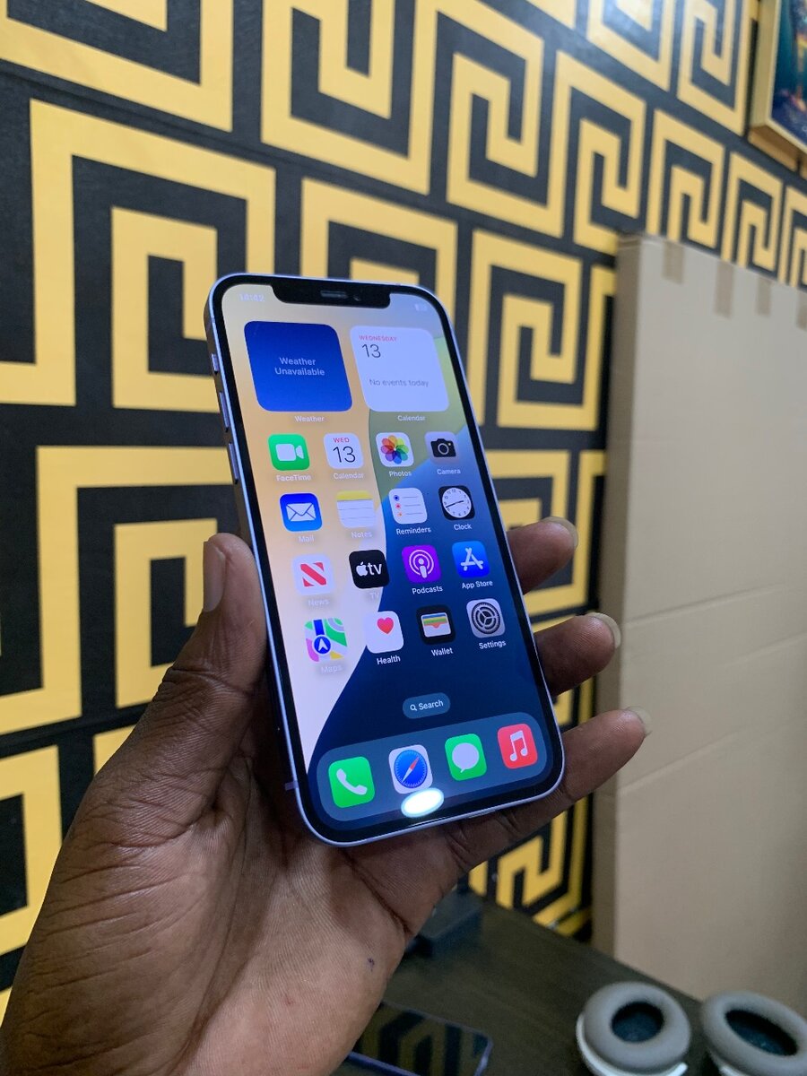iPhone 12 64GB Violet