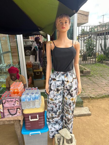 Pantalons kokodounda