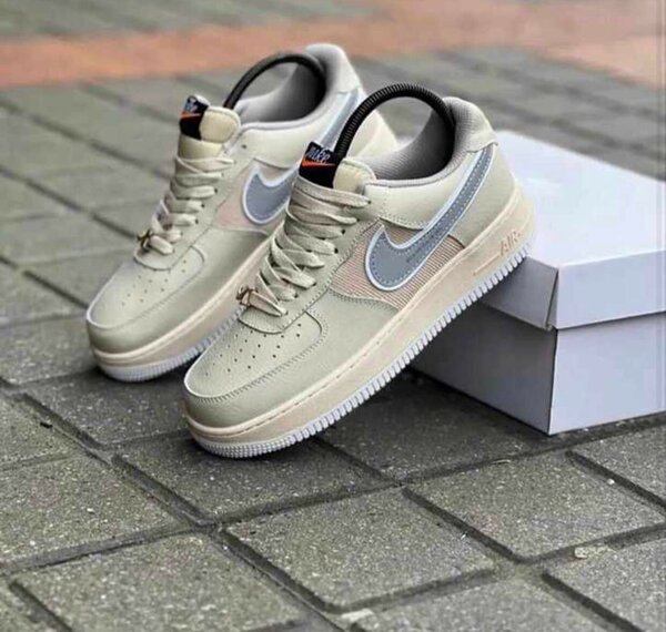 NIKE AIRFORCE PRINCESS
