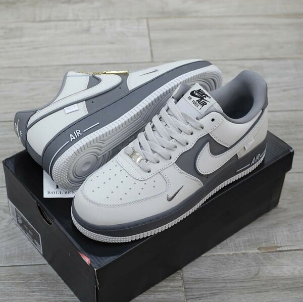 NIKE AIRFORCE CLASSIC