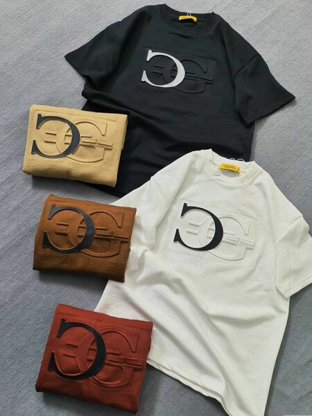 Quality unisex Tees