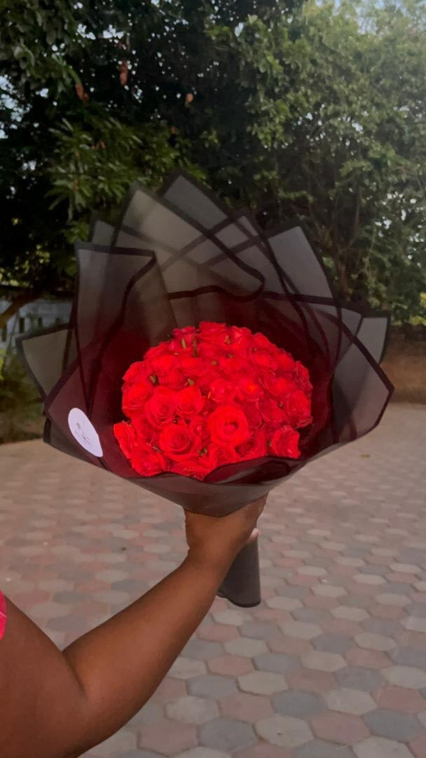 60 stems red rose bouquet