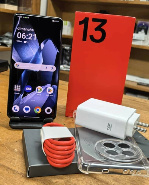 OnePlus 13 Pro 5G Smartphone