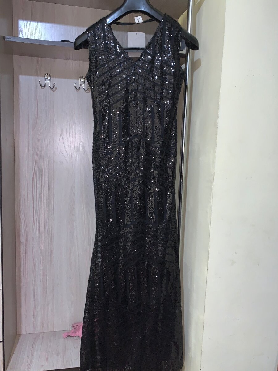 Платья черный